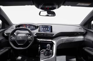 PEUGEOT 5008 usata, con Frenata d