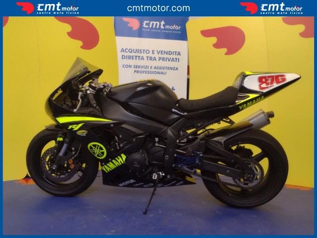 YAMAHA YZF R1 usata 2