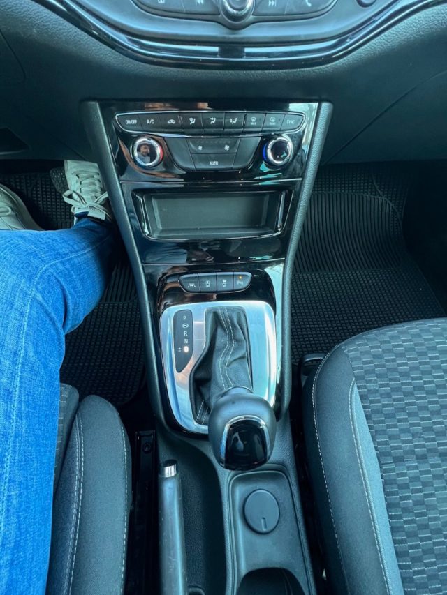 OPEL Astra usata, con USB