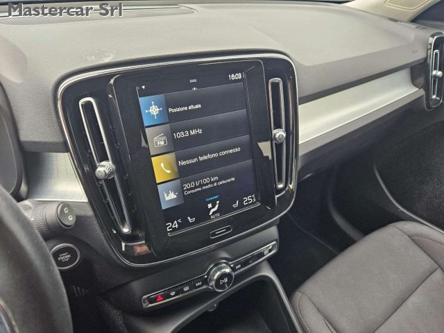 VOLVO XC40 usata, con USB
