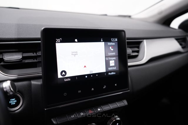 RENAULT Captur usata, con Sistema di navigazione
