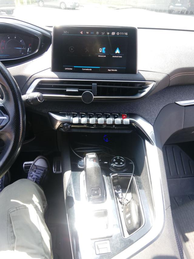 PEUGEOT 5008 usata, con Fendinebbia