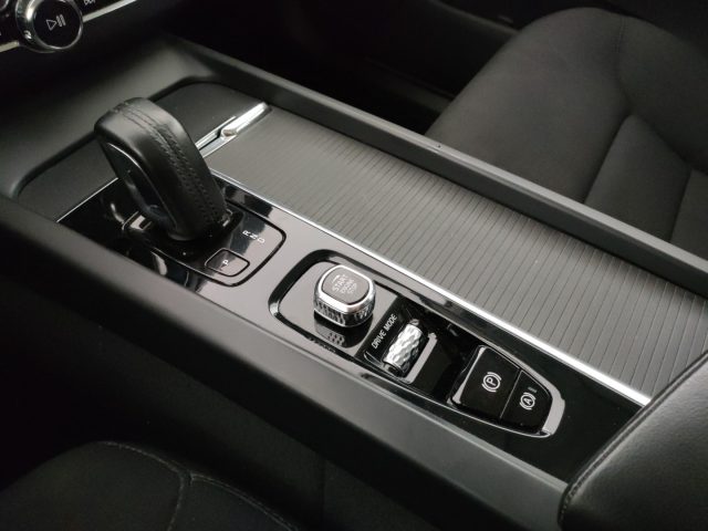 VOLVO XC60 usata, con Sistema di navigazione