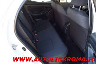 TOYOTA Yaris usata, con Volante multifunzione