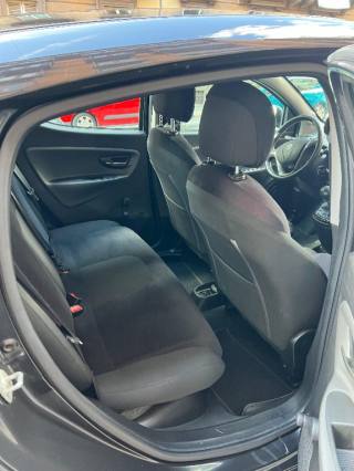LANCIA Ypsilon usata 15