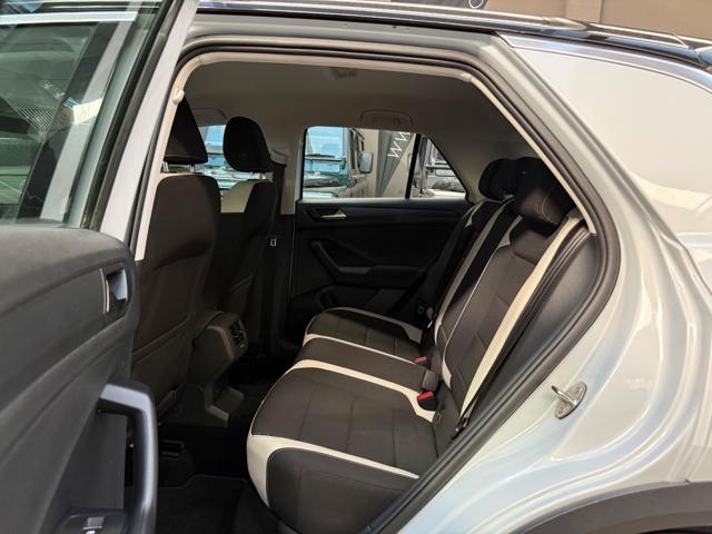 VOLKSWAGEN T-Roc usata, con Sedile posteriore sdoppiato