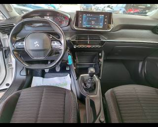 PEUGEOT 2008 usata, con Sedile posteriore sdoppiato