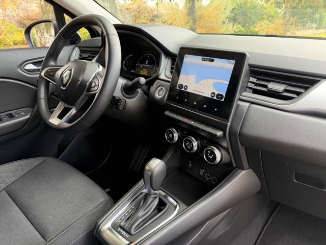 RENAULT Captur usata, con USB