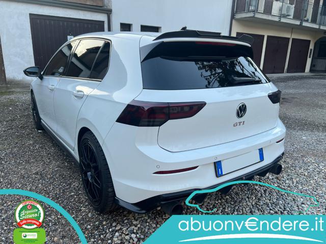 VOLKSWAGEN Golf usata, con Alzacristalli elettrici