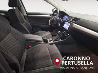 SKODA Superb usata, con Park Distance Control