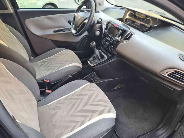 LANCIA Ypsilon usata, con Controllo trazione