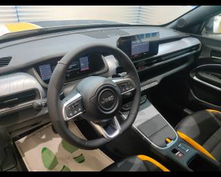 JEEP Avenger usata, con Volante in pelle