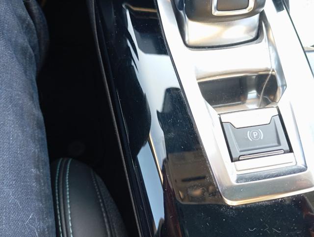 PEUGEOT 3008 usata, con Isofix