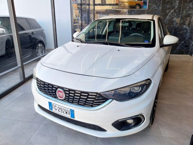 FIAT Tipo usata, con Airbag laterali