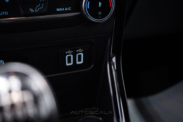 FORD EcoSport usata, con USB
