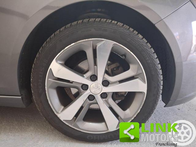 PEUGEOT 308 usata, con Chiusura centralizzata