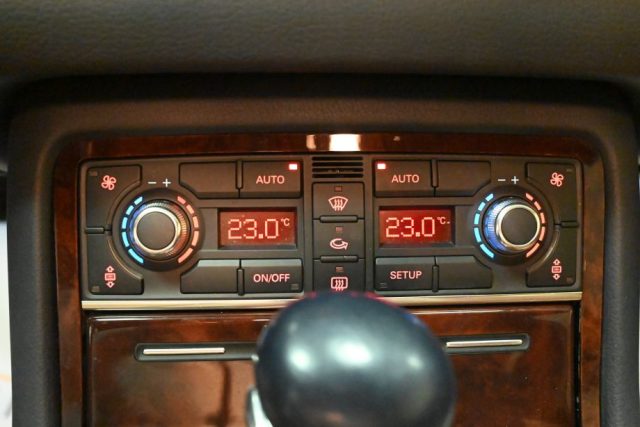 AUDI A8 usata 42