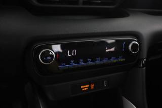 TOYOTA Yaris usata 10