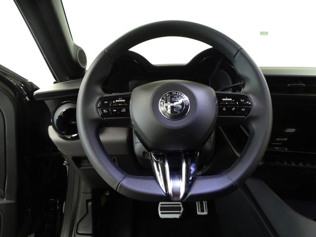 ALFA ROMEO Junior usata, con Leve al volante