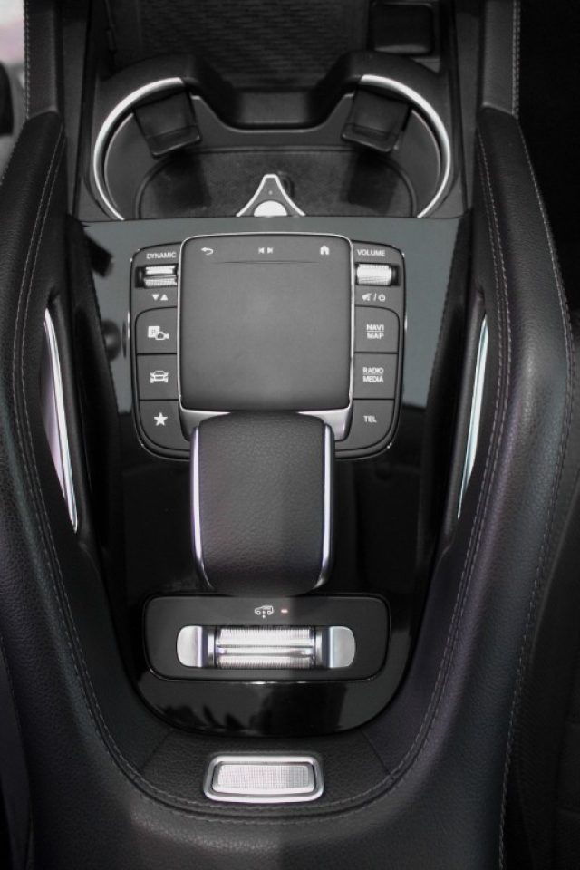 MERCEDES-BENZ GLE 300 usata, con Fendinebbia