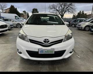 TOYOTA Yaris usata, con Airbag