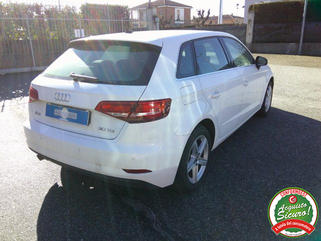 AUDI A3 usata, con Autoradio