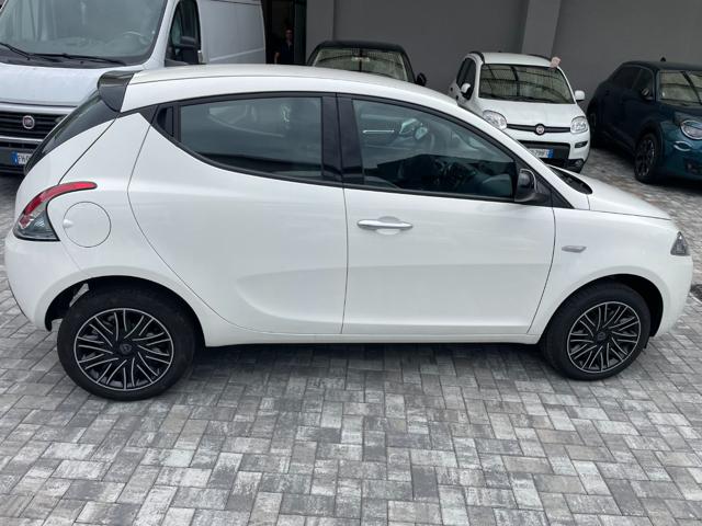 LANCIA Ypsilon usata, con Boardcomputer
