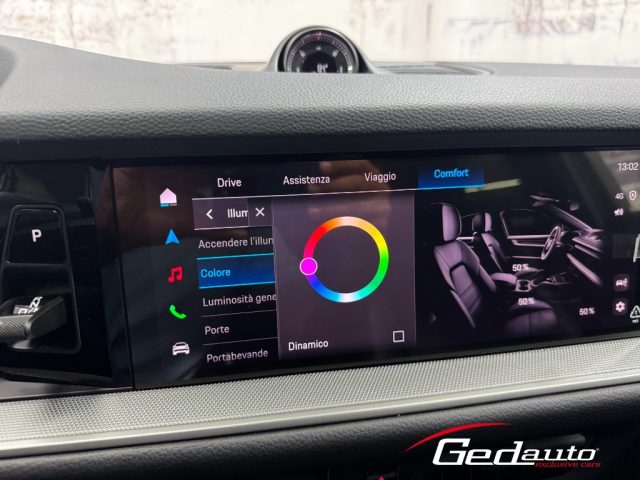 PORSCHE Cayenne usata, con USB