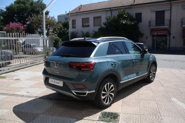 VOLKSWAGEN T-Roc usata, con Autoradio
