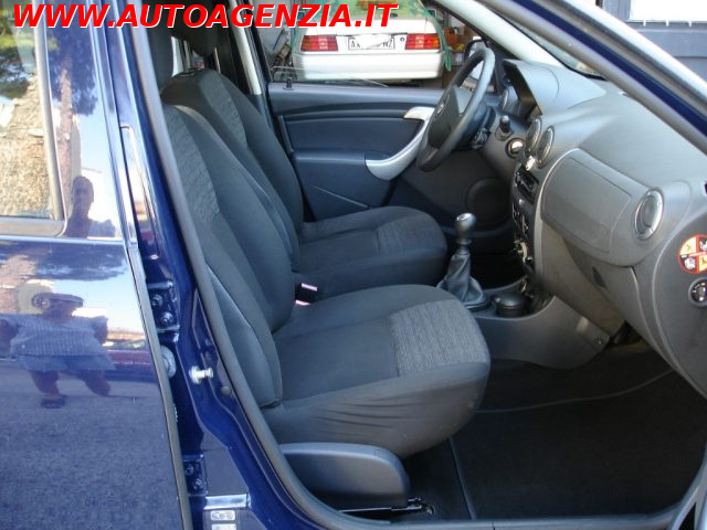 DACIA Duster usata 9