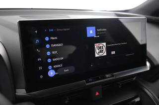 TOYOTA C-HR usata 15