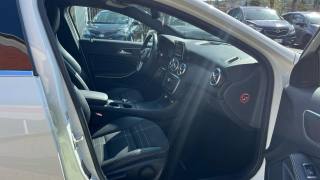 MERCEDES-BENZ A 180 usata 23