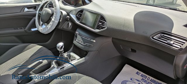 PEUGEOT 308 usata, con Boardcomputer