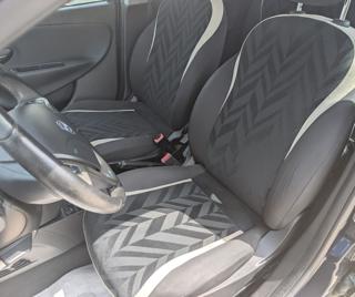 LANCIA Ypsilon usata, con Autoradio