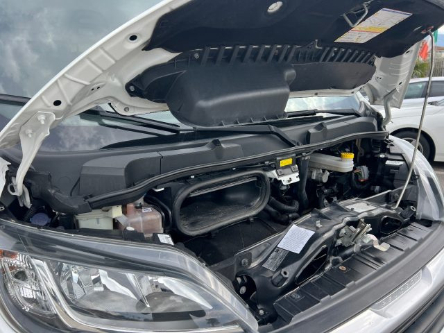 PEUGEOT Boxer usata, con ESP