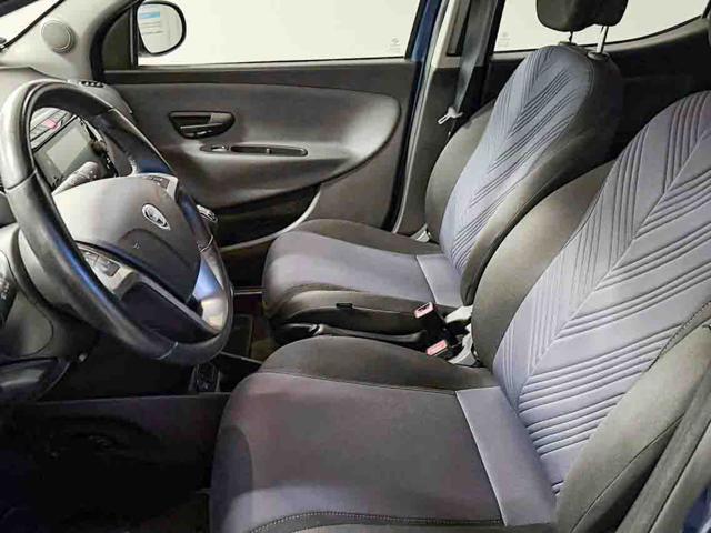 LANCIA Ypsilon usata, con Fendinebbia