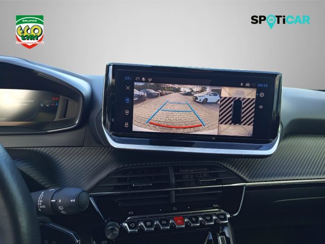PEUGEOT 2008 usata, con Sedile posteriore sdoppiato