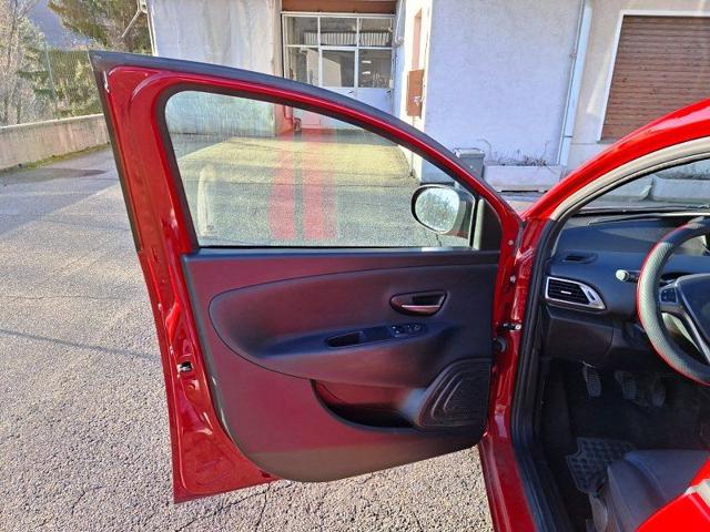 LANCIA Ypsilon usata 38