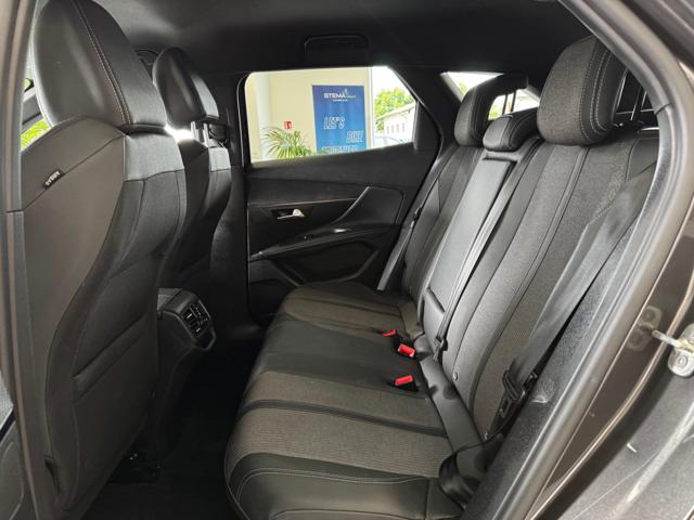 PEUGEOT 3008 usata, con Volante in pelle
