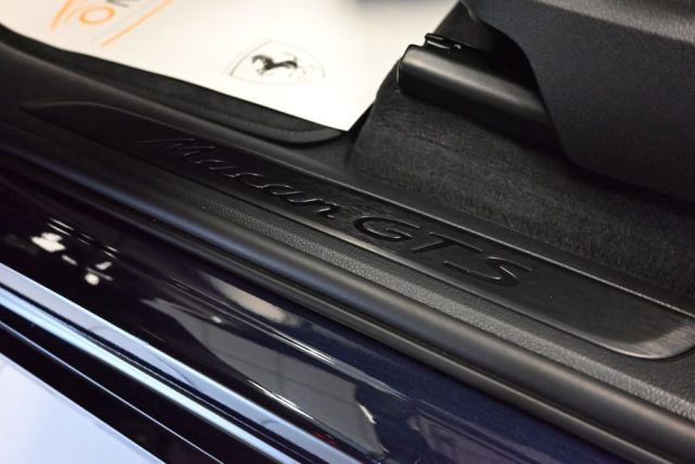 PORSCHE Macan usata 239