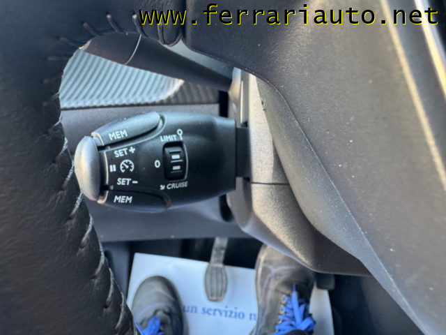 PEUGEOT 208 usata, con Servosterzo