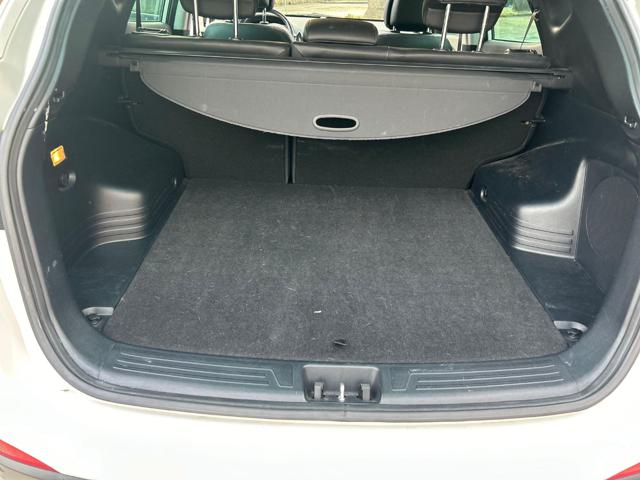 HYUNDAI iX35 usata, con Specchietti laterali elettrici