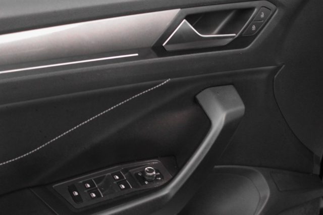 VOLKSWAGEN T-Roc usata, con Immobilizzatore elettronico