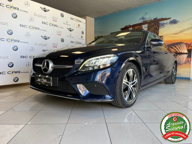 MERCEDES-BENZ C 220 usata, con Sensori di parcheggio anteriori