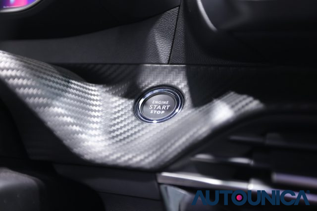 PEUGEOT 208 usata, con Bluetooth