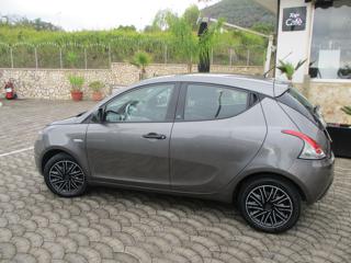 LANCIA Ypsilon usata, con Autoradio