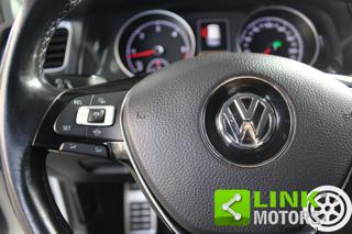 VOLKSWAGEN Golf usata, con USB
