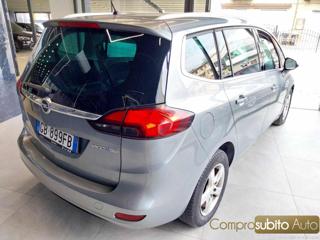 OPEL Zafira Tourer usata, con Chiusura centralizzata