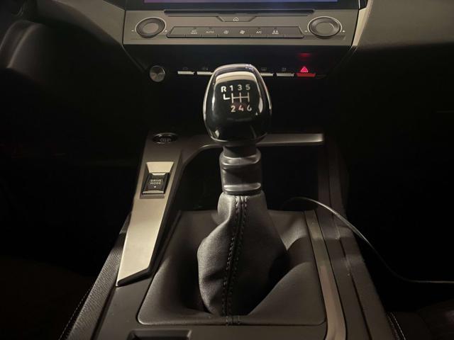 PEUGEOT 308 usata, con USB
