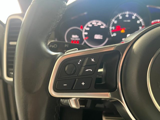 PORSCHE Cayenne usata, con Sensore di pioggia